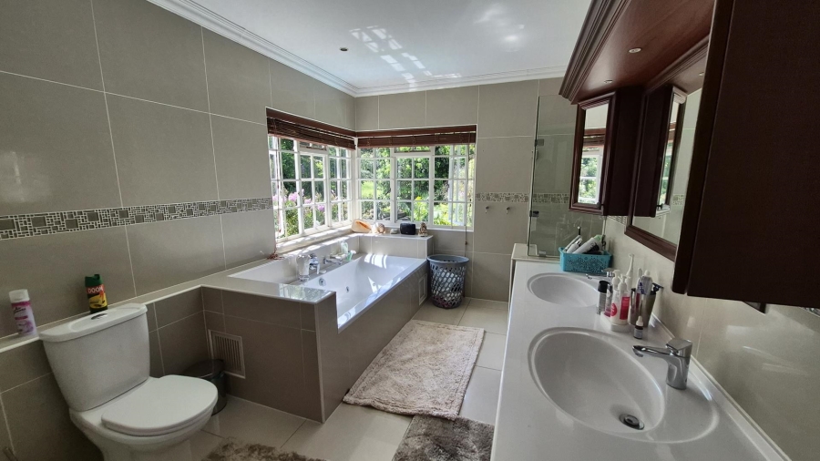 4 Bedroom Property for Sale in Oak Park KwaZulu-Natal