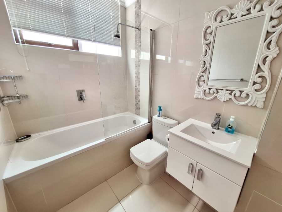 3 Bedroom Property for Sale in Umhlanga KwaZulu-Natal