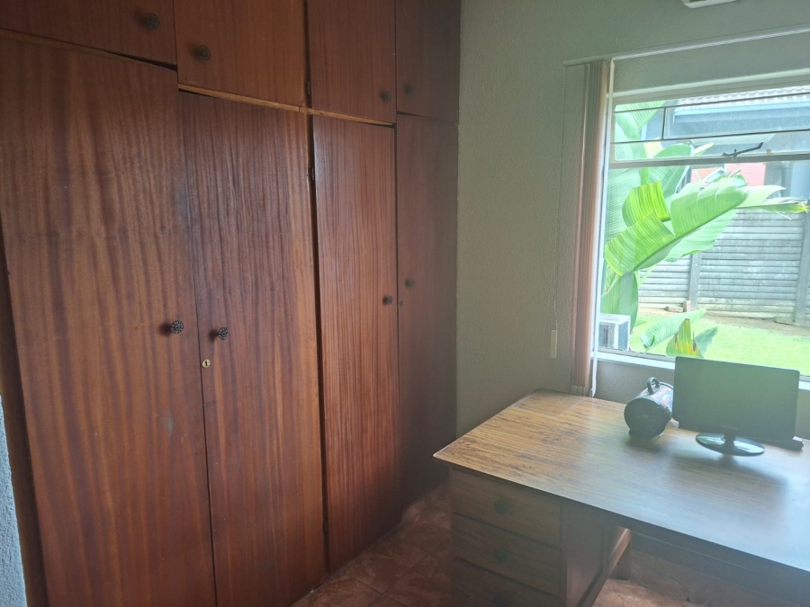 To Let 3 Bedroom Property for Rent in Pioneer Park KwaZulu-Natal