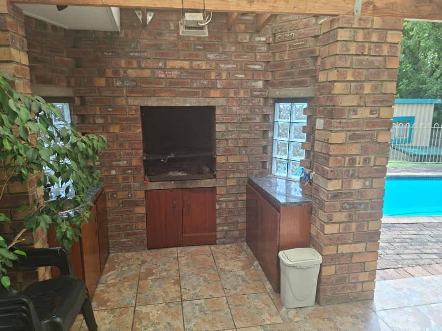To Let 3 Bedroom Property for Rent in Pioneer Park KwaZulu-Natal