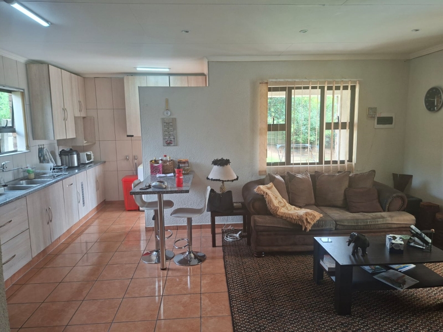 To Let 3 Bedroom Property for Rent in Pioneer Park KwaZulu-Natal