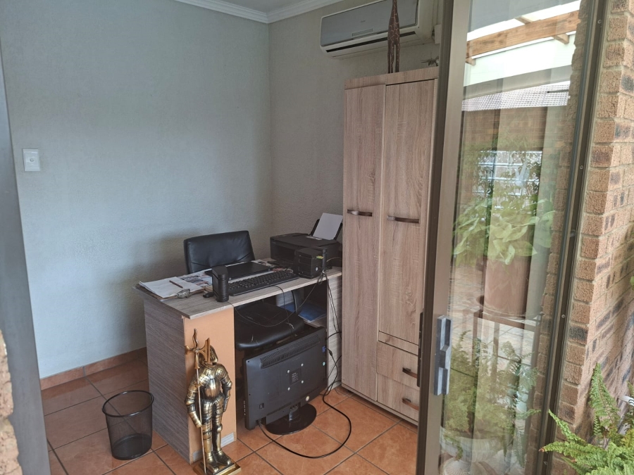 To Let 3 Bedroom Property for Rent in Pioneer Park KwaZulu-Natal