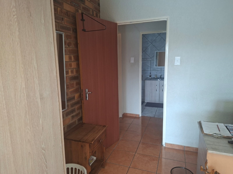 To Let 3 Bedroom Property for Rent in Pioneer Park KwaZulu-Natal