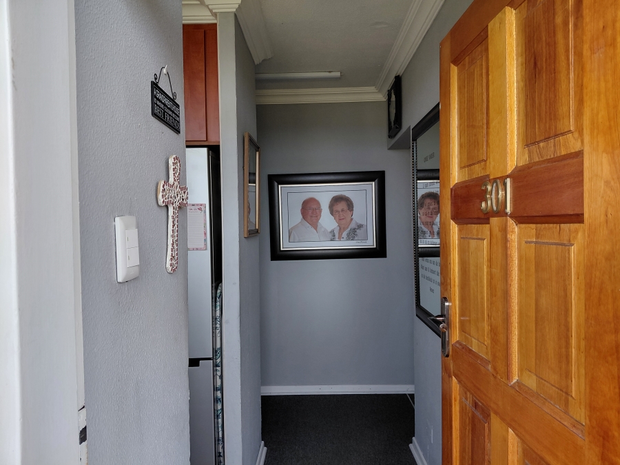 2 Bedroom Property for Sale in Pioneer Park KwaZulu-Natal