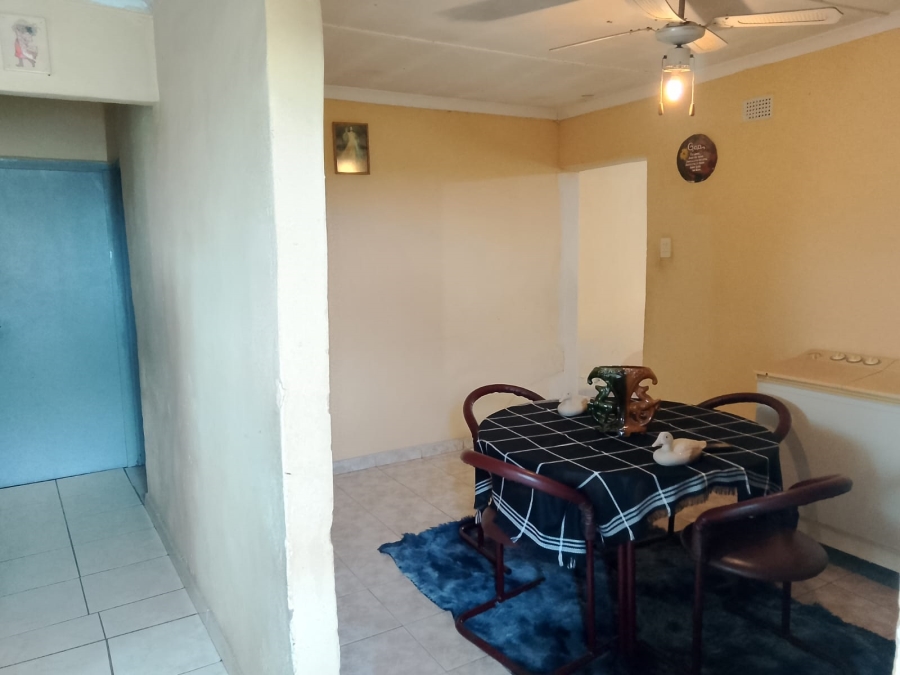 2 Bedroom Property for Sale in Tshelimnyama KwaZulu-Natal