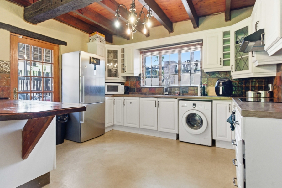 3 Bedroom Property for Sale in Hillcrest Central KwaZulu-Natal