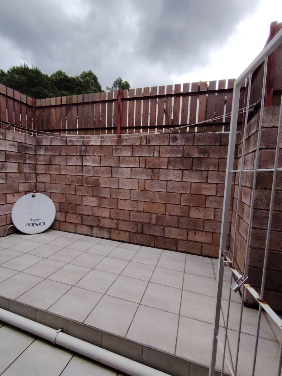 To Let 1 Bedroom Property for Rent in Chase Valley KwaZulu-Natal