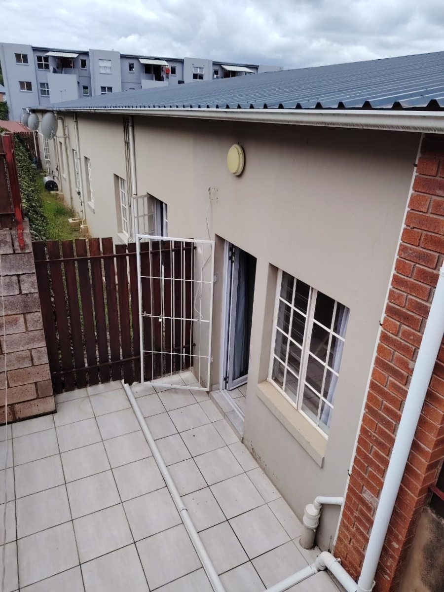 To Let 1 Bedroom Property for Rent in Chase Valley KwaZulu-Natal