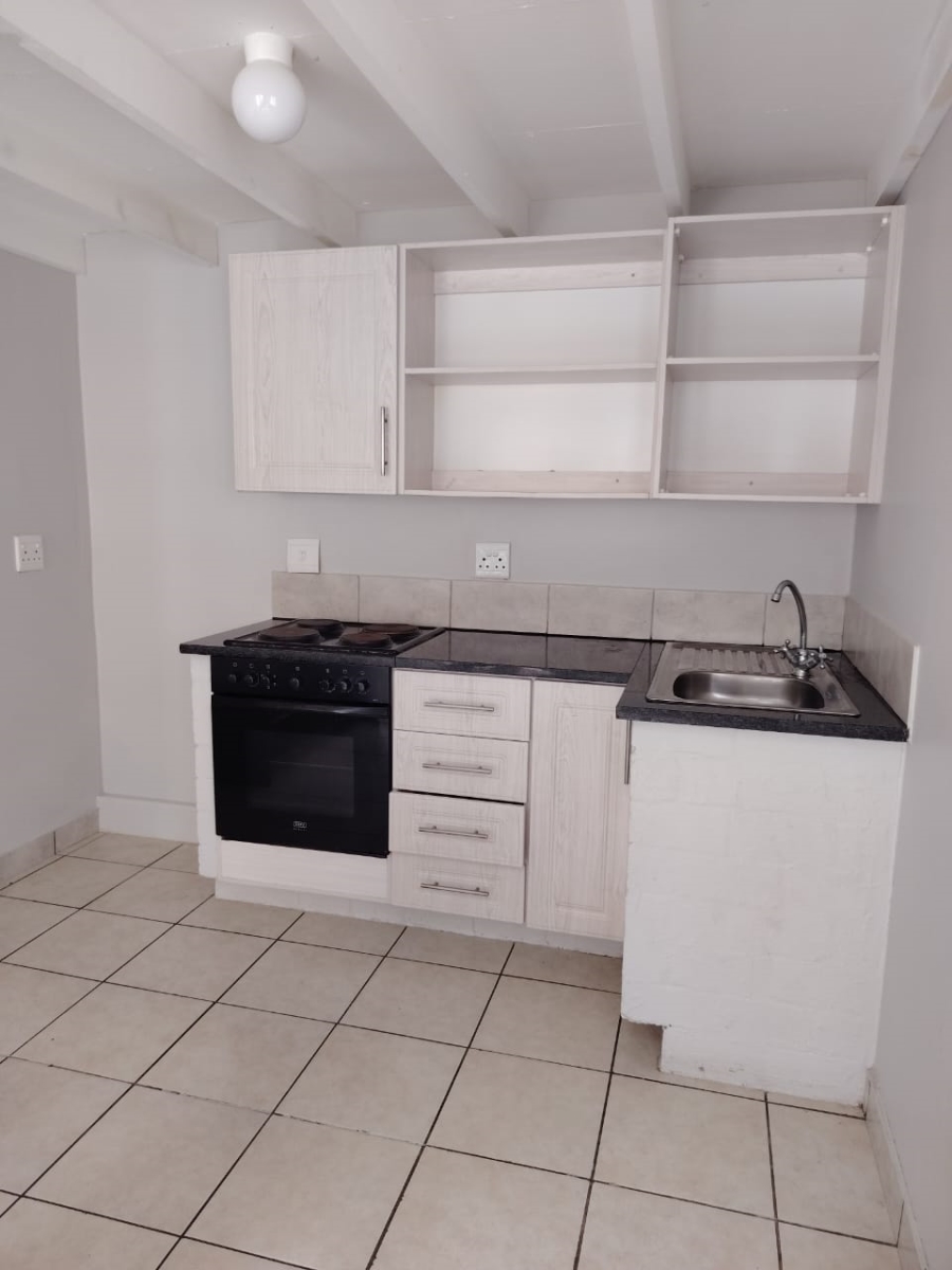 To Let 1 Bedroom Property for Rent in Chase Valley KwaZulu-Natal