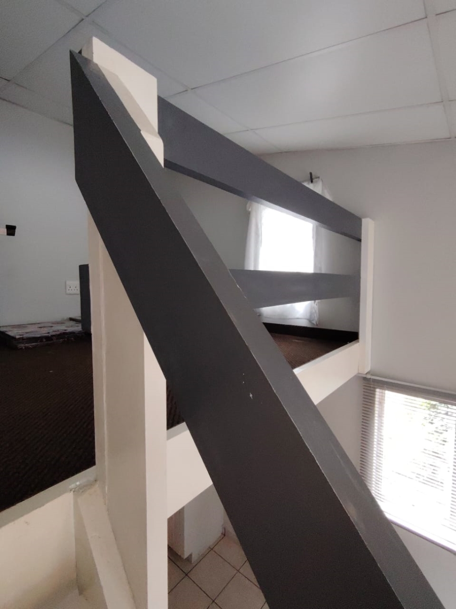 To Let 1 Bedroom Property for Rent in Chase Valley KwaZulu-Natal