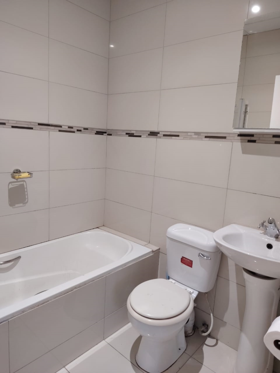 To Let 1 Bedroom Property for Rent in Chase Valley KwaZulu-Natal