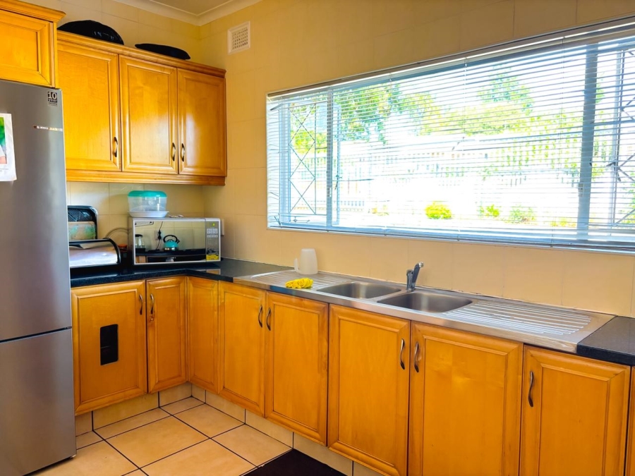 5 Bedroom Property for Sale in Scottsville KwaZulu-Natal