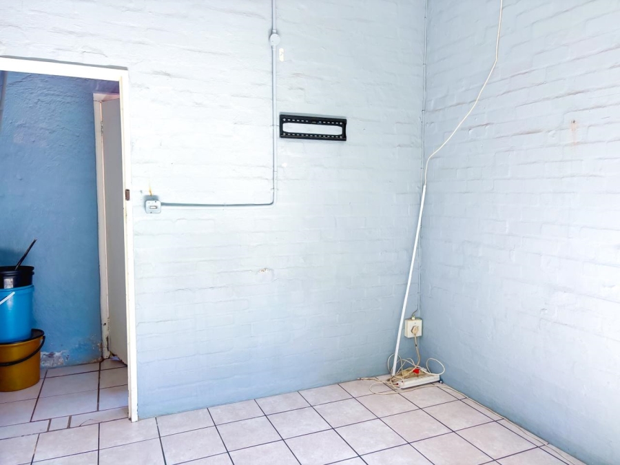 5 Bedroom Property for Sale in Scottsville KwaZulu-Natal