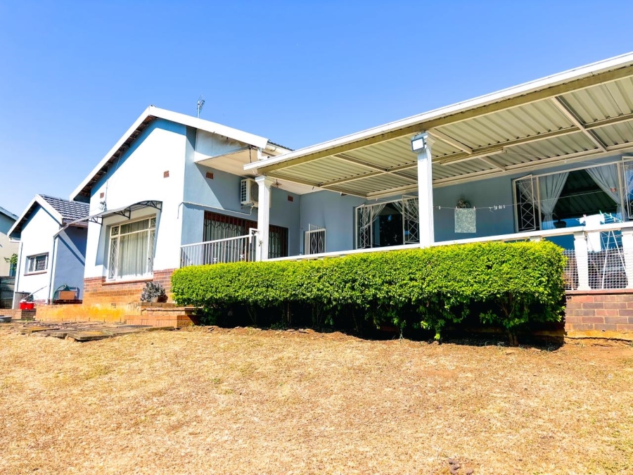 5 Bedroom Property for Sale in Scottsville KwaZulu-Natal
