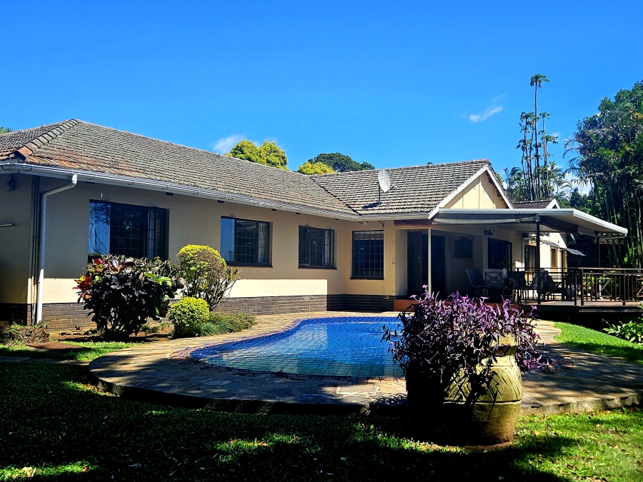 4 Bedroom Property for Sale in Cowies Hill KwaZulu-Natal