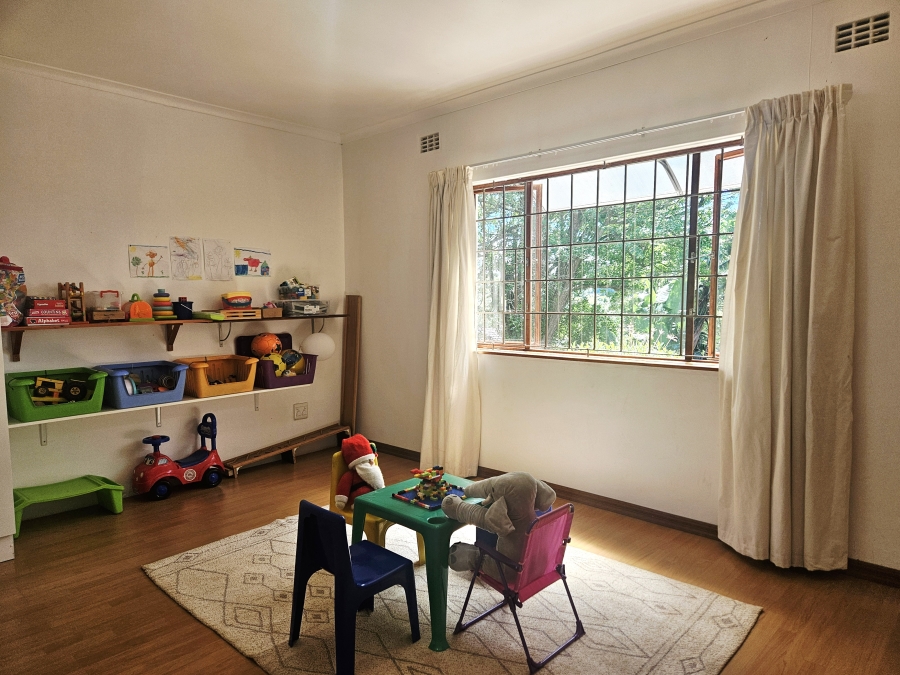 4 Bedroom Property for Sale in Cowies Hill KwaZulu-Natal