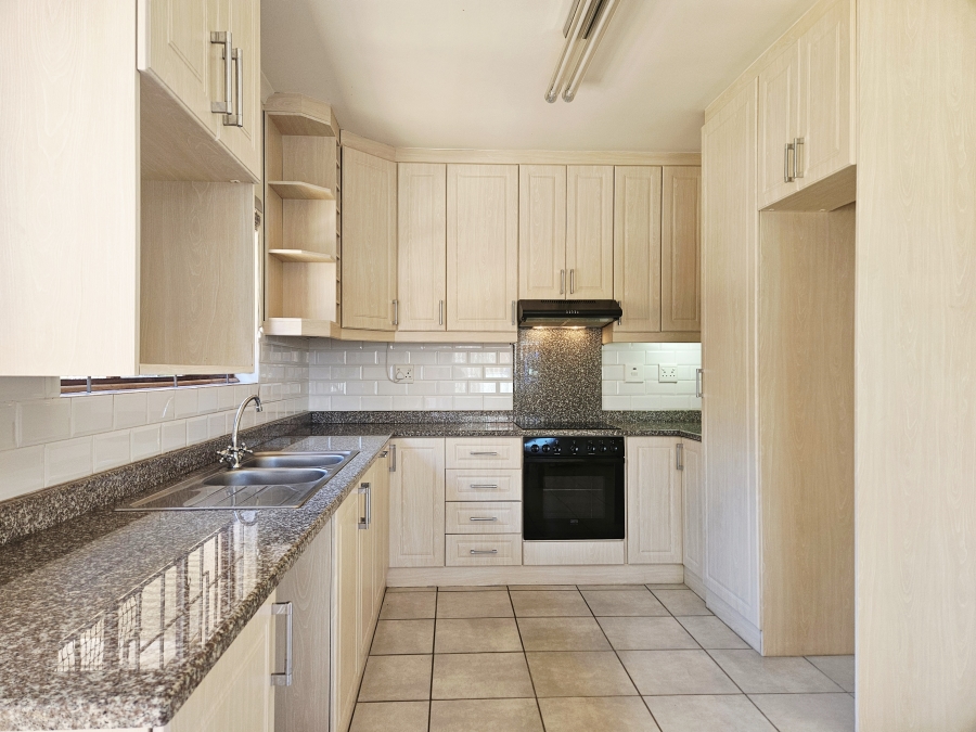 4 Bedroom Property for Sale in Cowies Hill KwaZulu-Natal