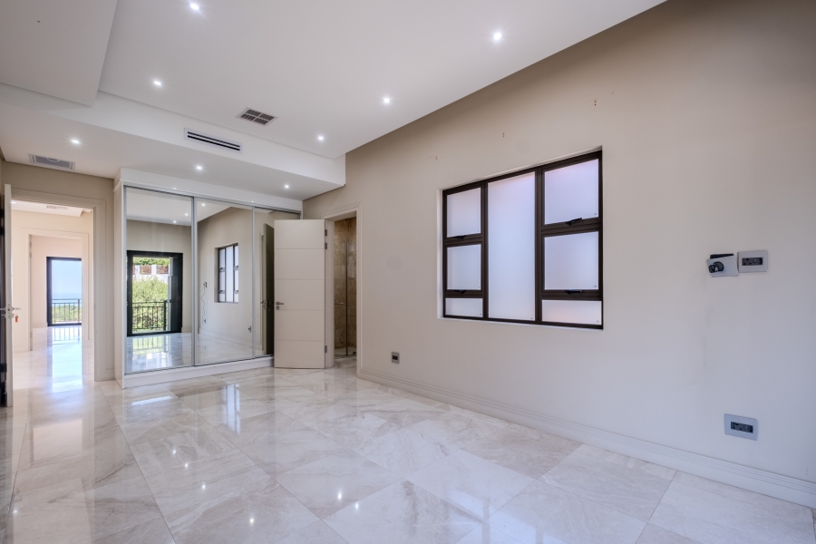 5 Bedroom Property for Sale in Izinga Estate KwaZulu-Natal