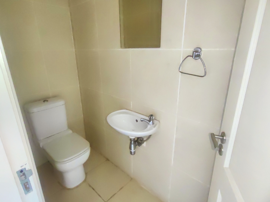 To Let 4 Bedroom Property for Rent in La Lucia Ridge KwaZulu-Natal