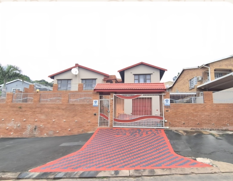 6 Bedroom Property for Sale in Shallcross KwaZulu-Natal
