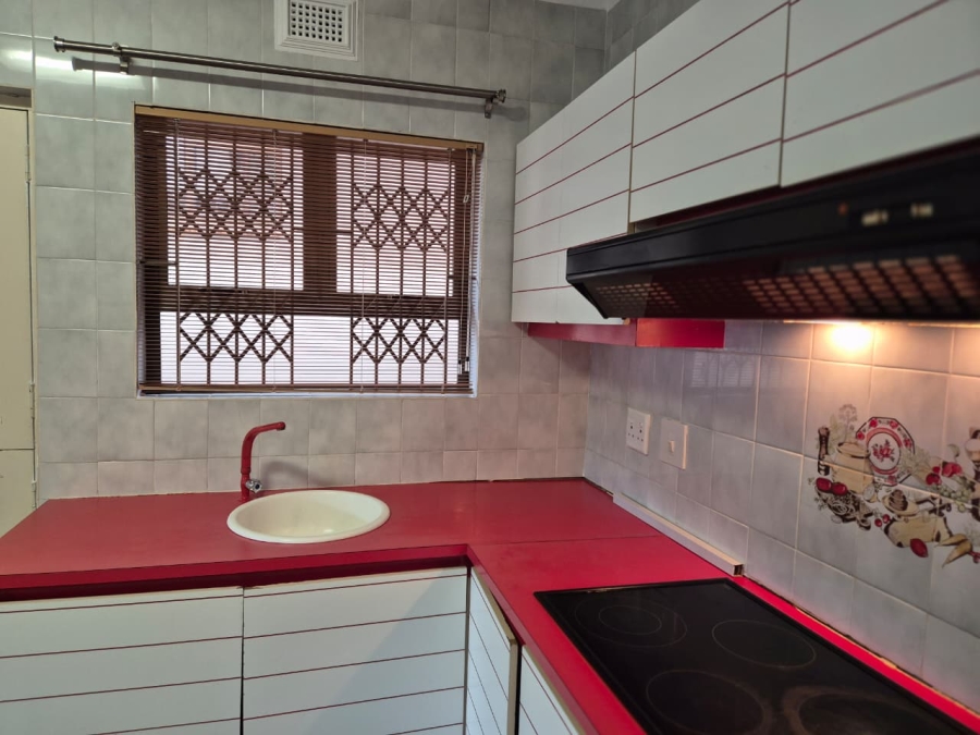 6 Bedroom Property for Sale in Shallcross KwaZulu-Natal