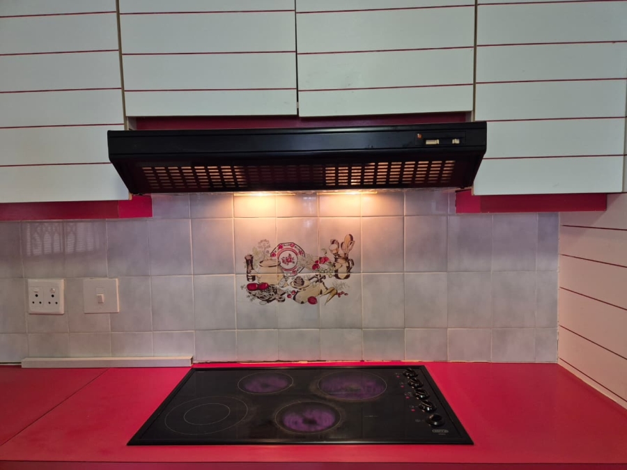 6 Bedroom Property for Sale in Shallcross KwaZulu-Natal