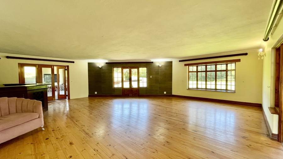 6 Bedroom Property for Sale in Ferncliffe KwaZulu-Natal