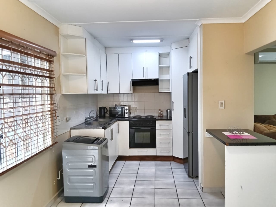 To Let 2 Bedroom Property for Rent in Birdswood KwaZulu-Natal