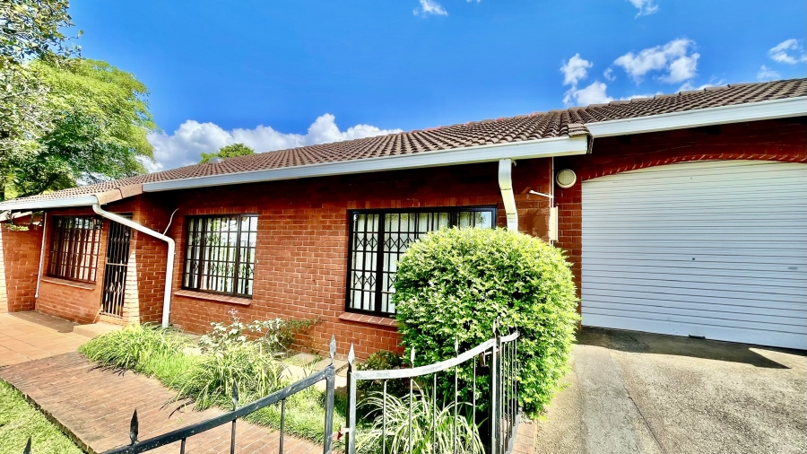 2 Bedroom Property for Sale in Montrose KwaZulu-Natal