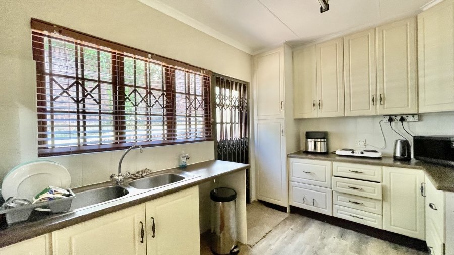 2 Bedroom Property for Sale in Montrose KwaZulu-Natal