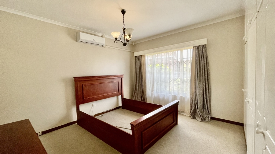 2 Bedroom Property for Sale in Montrose KwaZulu-Natal