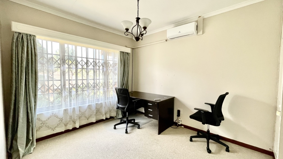 2 Bedroom Property for Sale in Montrose KwaZulu-Natal