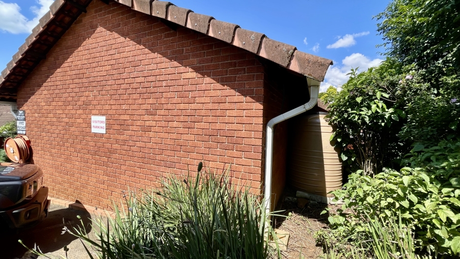 2 Bedroom Property for Sale in Montrose KwaZulu-Natal