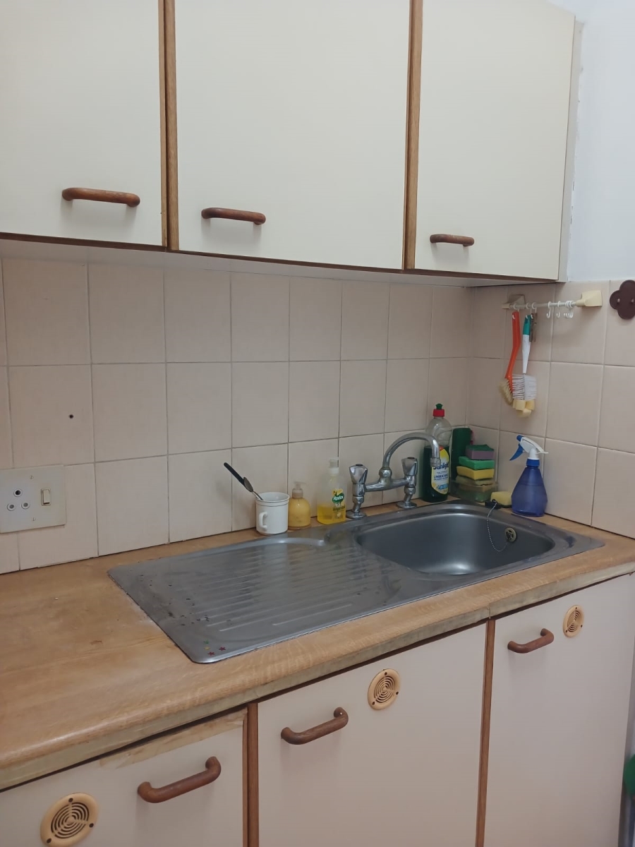 1 Bedroom Property for Sale in Glenwood KwaZulu-Natal