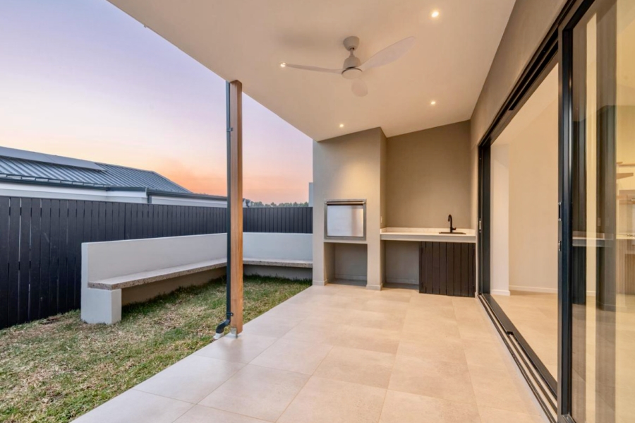 4 Bedroom Property for Sale in Elaleni Coastal Forest Estate KwaZulu-Natal