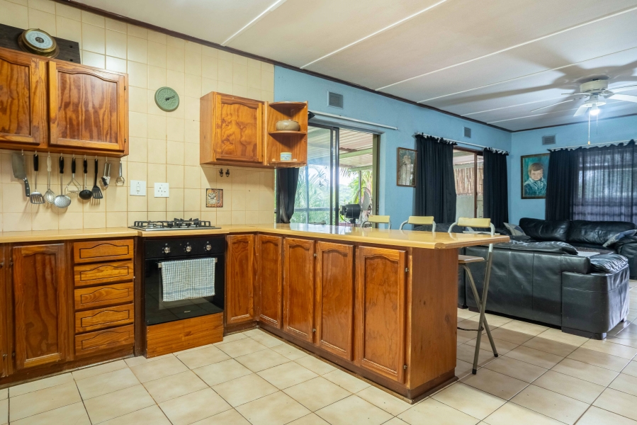 3 Bedroom Property for Sale in Amanzimtoti KwaZulu-Natal
