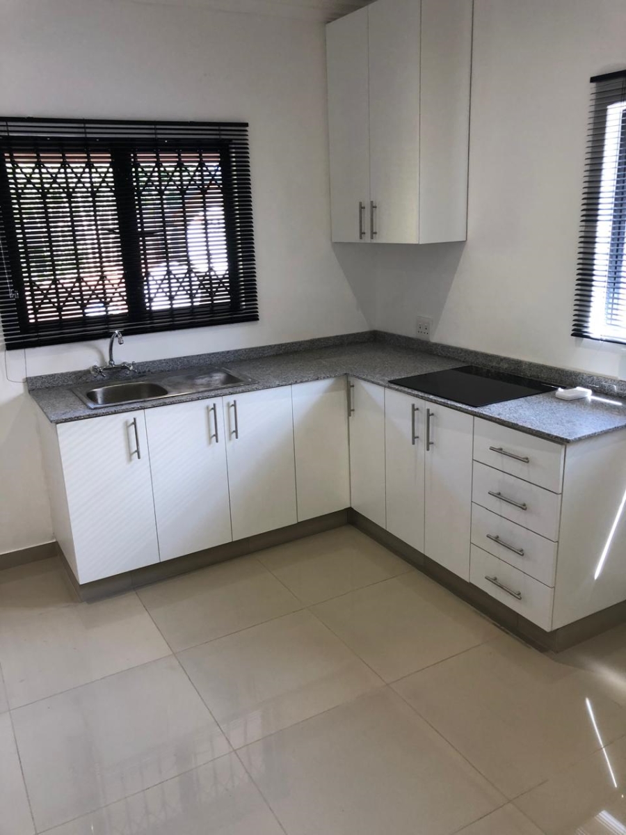 To Let 1 Bedroom Property for Rent in Westridge KwaZulu-Natal