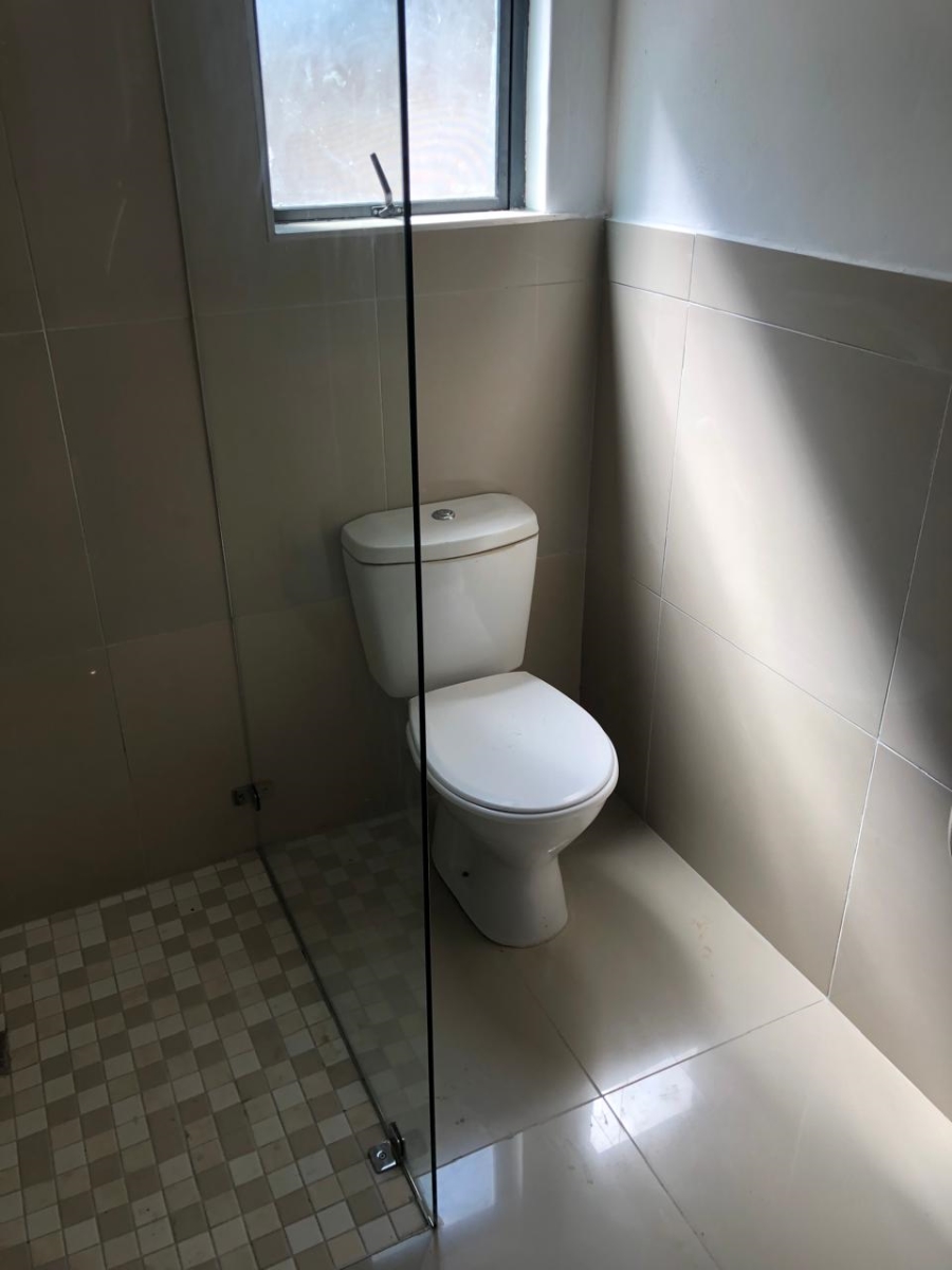 To Let 1 Bedroom Property for Rent in Westridge KwaZulu-Natal