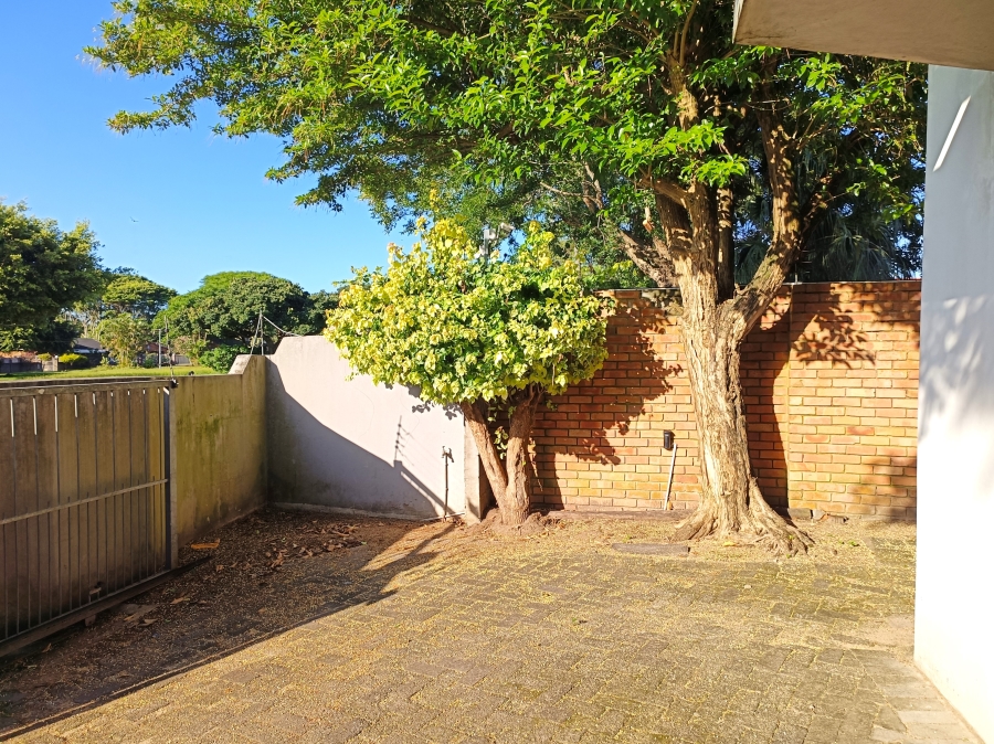 To Let 2 Bedroom Property for Rent in Meer En See KwaZulu-Natal
