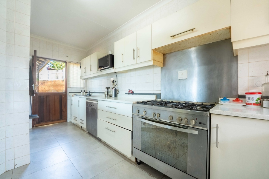 2 Bedroom Property for Sale in Illovo Beach KwaZulu-Natal