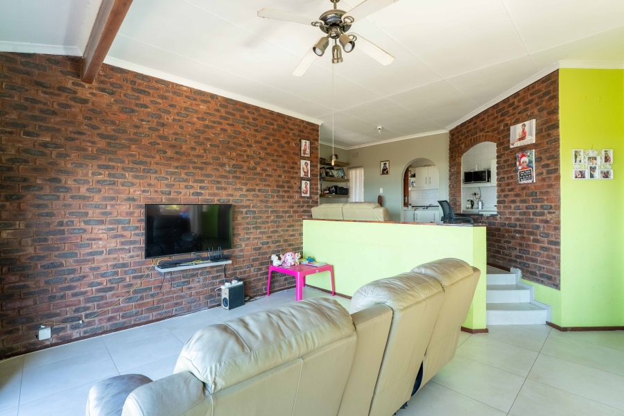 2 Bedroom Property for Sale in Illovo Beach KwaZulu-Natal