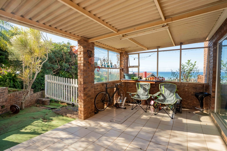 2 Bedroom Property for Sale in Illovo Beach KwaZulu-Natal