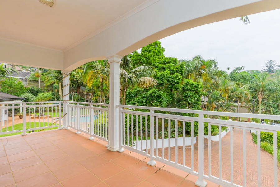 5 Bedroom Property for Sale in Cowies Hill KwaZulu-Natal