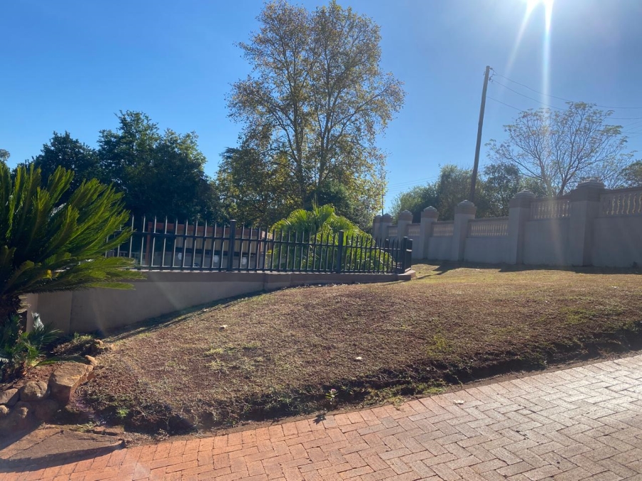 3 Bedroom Property for Sale in Epworth KwaZulu-Natal