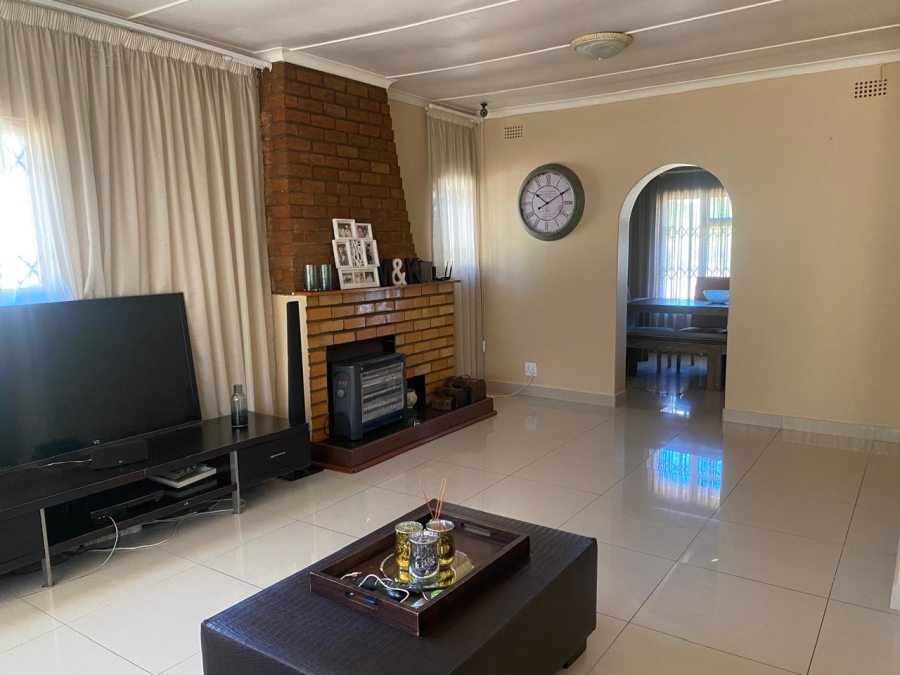 3 Bedroom Property for Sale in Epworth KwaZulu-Natal