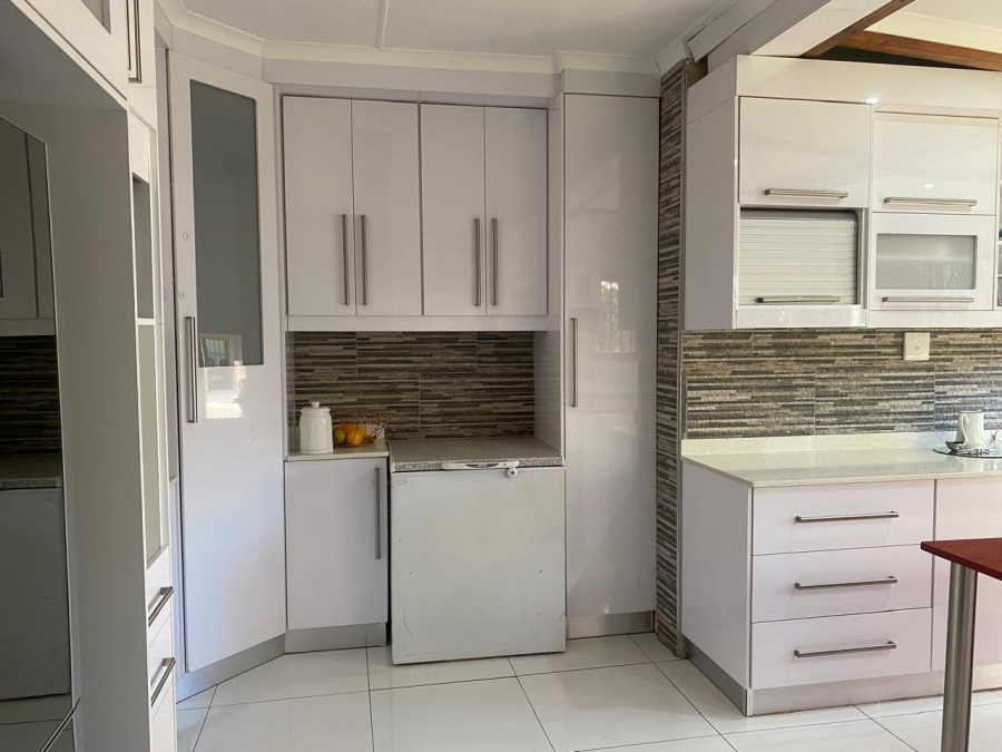 3 Bedroom Property for Sale in Epworth KwaZulu-Natal