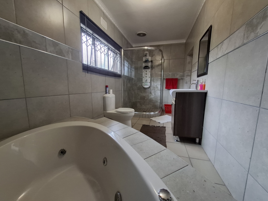 4 Bedroom Property for Sale in Arboretum KwaZulu-Natal