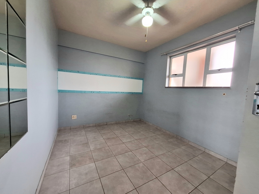 To Let 2 Bedroom Property for Rent in Essenwood KwaZulu-Natal