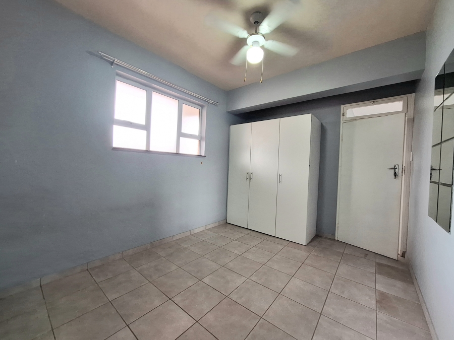 To Let 2 Bedroom Property for Rent in Essenwood KwaZulu-Natal