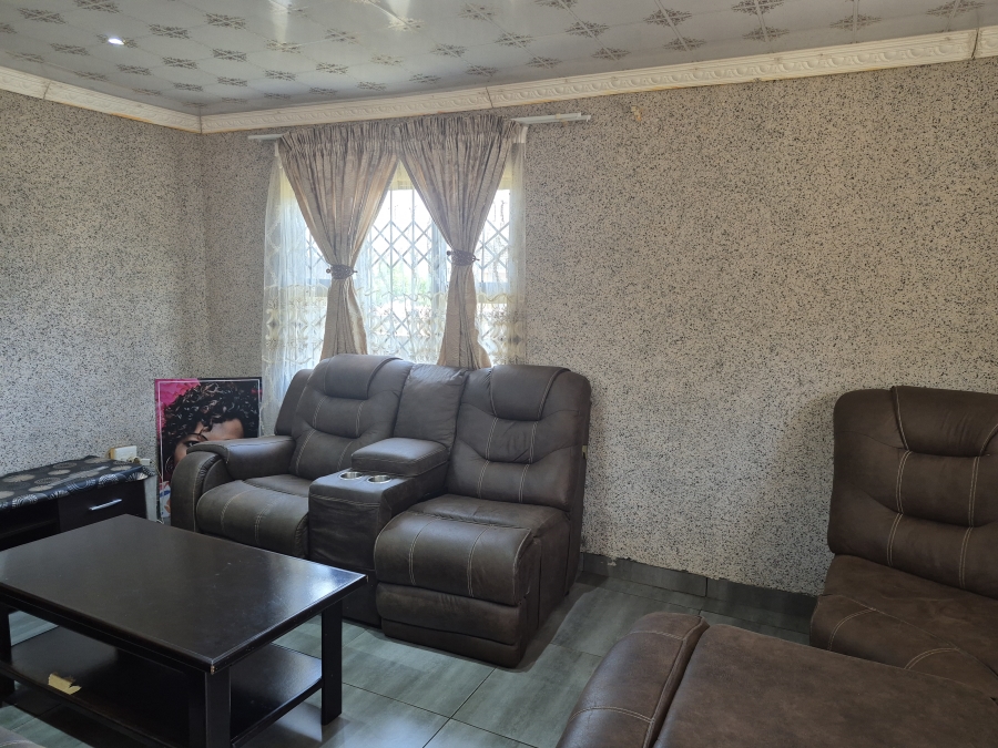 3 Bedroom Property for Sale in Panorama Gardens KwaZulu-Natal